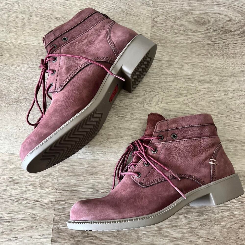 Kodiak Women's Burgundy Suede Combat Boots